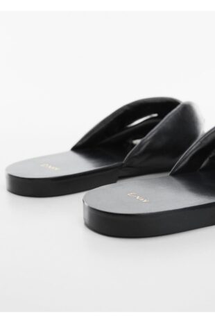 صندل سیاه زنانه مانگو 57010038