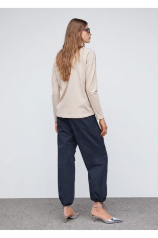 تی شرت بژ زنانه مانگو 57014404