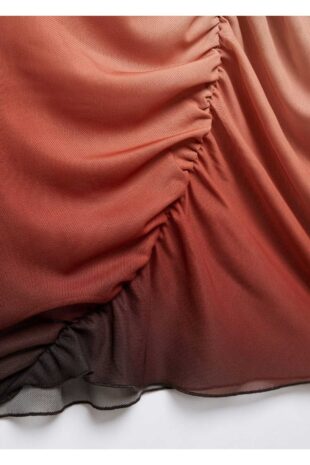 تی شرت قهوه ای زنانه مانگو 57035812