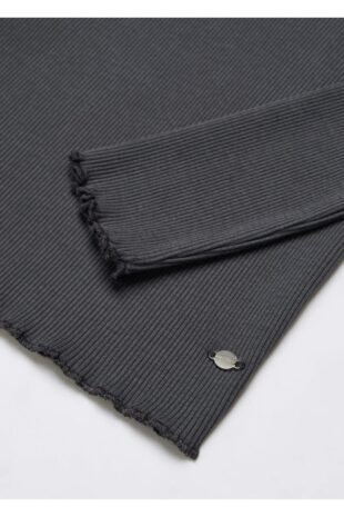 تی شرت سیاه زنانه مانگو 57064769