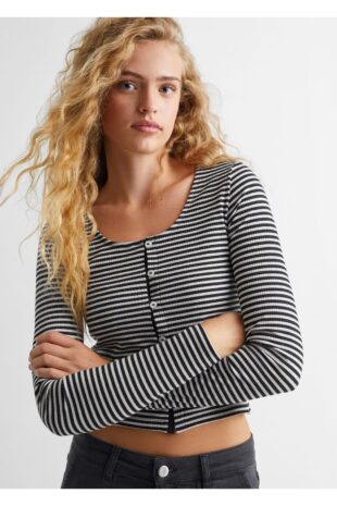 تی شرت سیاه زنانه مانگو 57026724