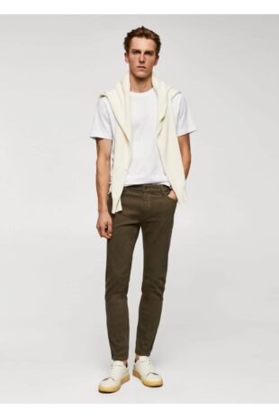 جین خاکی فاق نرمال مردانه مانگو 57014409