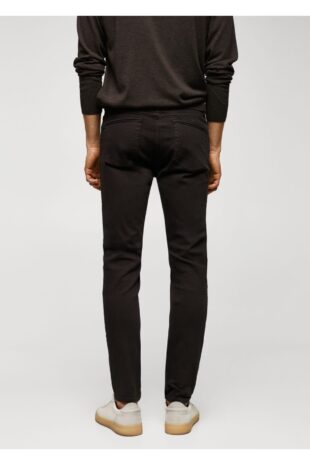 جین قهوه ای فاق نرمال مردانه مانگو 57014409