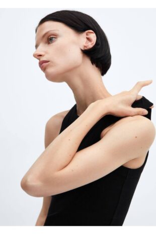 تی شرت منگو سیاه زنانه مانگو 67070469