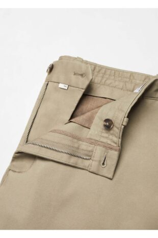 شلوار خاکی فاق نرمال مردانه مانگو 67000619