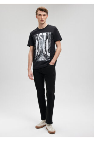 تی شرت سیاه فاق نرمال آستین استاندارد مردانه ماوی | 067053-900