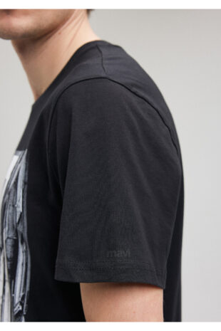 تی شرت سیاه فاق نرمال آستین استاندارد مردانه ماوی | 067053-900