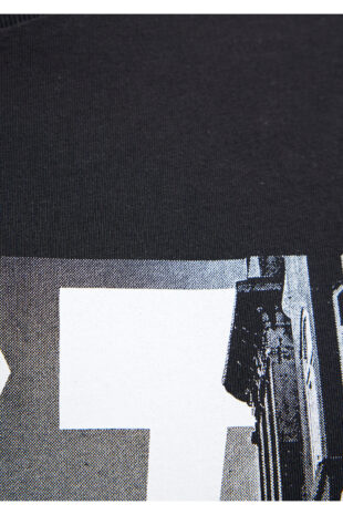 تی شرت سیاه فاق نرمال آستین استاندارد مردانه ماوی | 067053-900