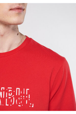 تی شرت قرمز فاق نرمال آستین استاندارد مردانه ماوی | 067115-35686