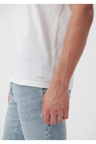 تی شرت سفید فاق نرمال آستین استاندارد مردانه ماوی | 065574-620