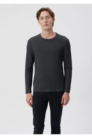 تی شرت سیاه فاق نرمال آستین استاندارد مردانه ماوی | 065755-29758