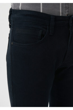 جین سیاه فاق نرمال مردانه ماوی | 42216291