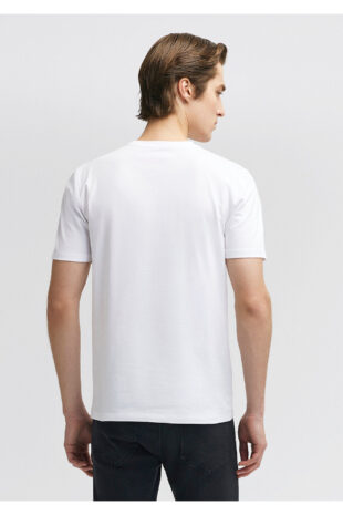 تی شرت سفید فاق نرمال آستین استاندارد مردانه ماوی | 061747-620
