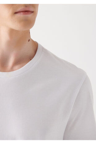 تی شرت سفید فاق نرمال آستین استاندارد مردانه ماوی | 066901-620