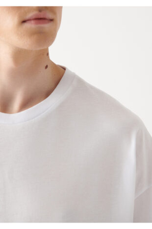 تی شرت سفید آستین استاندارد مردانه ماوی | 066902-620