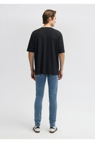 تی شرت سیاه فاق نرمال آستین استاندارد مردانه ماوی | 066902-900
