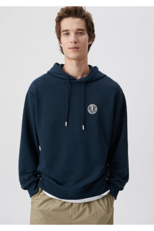 سویشرت لاجورد آستین استاندارد مردانه ماوی | 611786