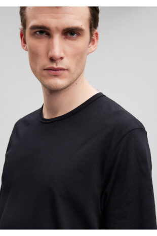 تی شرت سیاه فاق نرمال مردانه ماوی | TYCA3ECGBN170943558573577