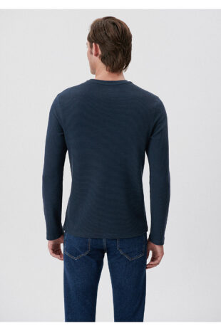 تی شرت سفید فاق نرمال آستین استاندارد مردانه ماوی | 064622-26828