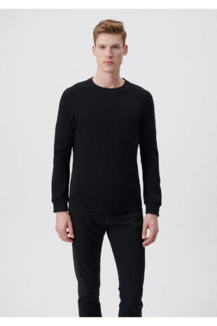 تی شرت سیاه فاق نرمال آستین استاندارد مردانه ماوی | 610106