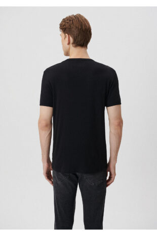 تی شرت سیاه فاق نرمال آستین استاندارد مردانه ماوی | 063748-900