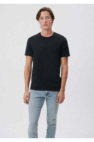 تی شرت سیاه فاق نرمال آستین استاندارد مردانه ماوی | 065574-900