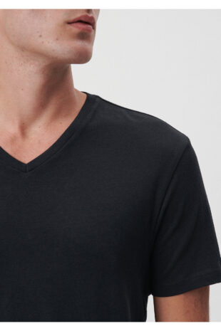 تی شرت سیاه فاق نرمال آستین استاندارد مردانه ماوی | 065586-900