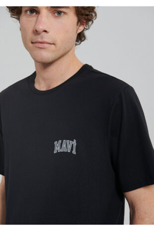 تی شرت خاکستری فاق نرمال آستین استاندارد مردانه ماوی | 611714