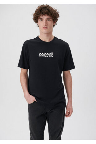 تی شرت سیاه فاق نرمال آستین استاندارد مردانه ماوی | 611323