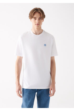 تی شرت سفید فاق نرمال آستین استاندارد مردانه ماوی | 067074-620