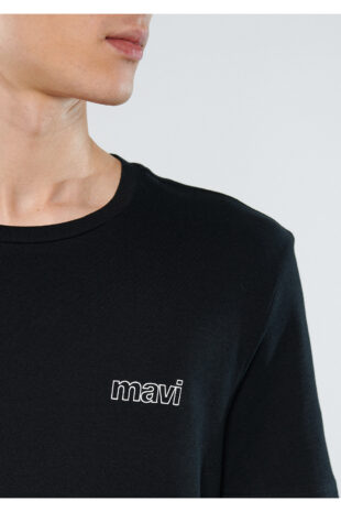 تی شرت سیاه فاق نرمال آستین استاندارد مردانه ماوی | 610360