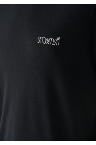 تی شرت سیاه فاق نرمال آستین استاندارد مردانه ماوی | 610360