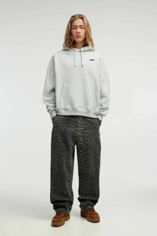 سویشرت خاکستری آستین بلند مردانه پول اند بیر | TYC9DEDB8AC6456501 Pull & Bear