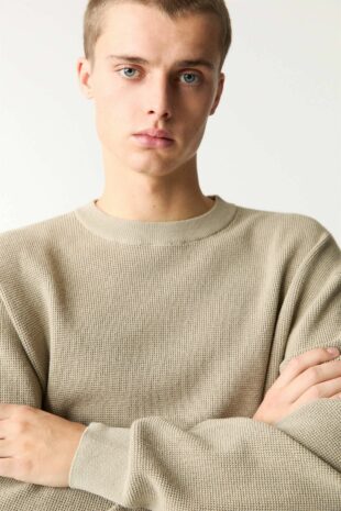 بافت خاکستری آستین بلند مردانه پول اند بیر | 3558501 Pull & Bear